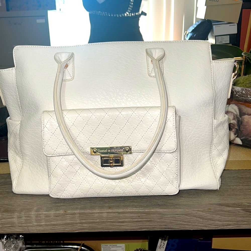 Damsel in Defense Conceal Carry Bag